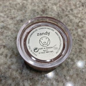 Trinny London Just a Touch foundation. Color:Zandy